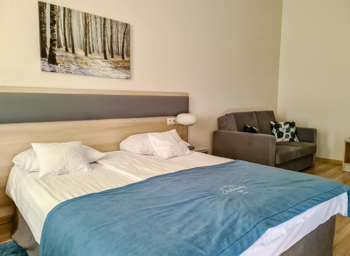Antoninska Hotel & Apartamenty Лешно Экстерьер фото